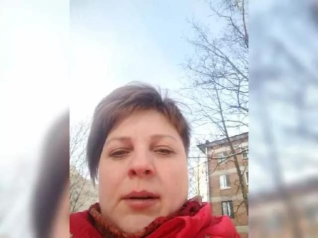 Offline -alenyshka- on BongaCams