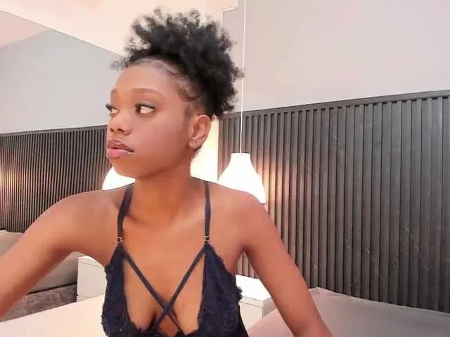 Freechat Aisha-Loren on BongaCams