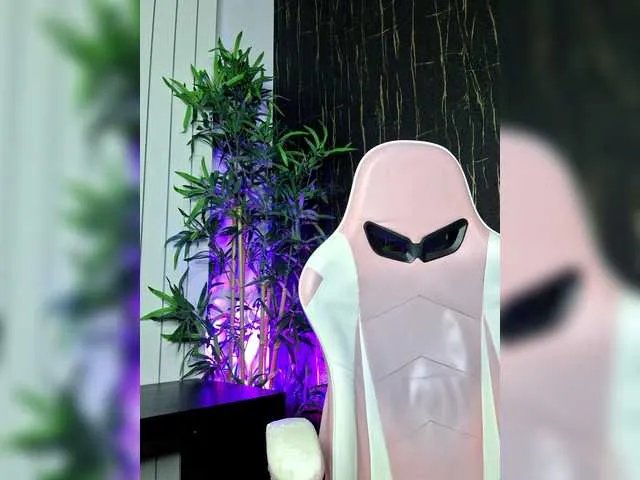 Freechat Alicereus on BongaCams