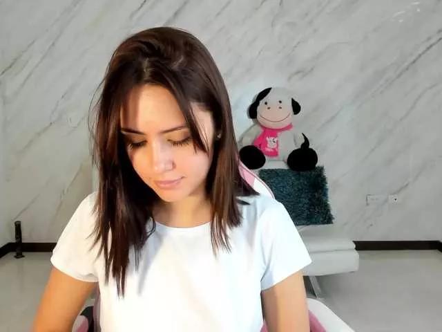 Offline AllisonPalmer on BongaCams