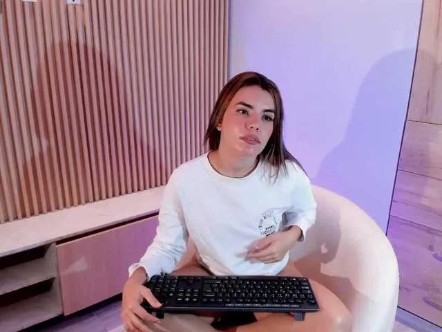 Freechat Ambeross on BongaCams