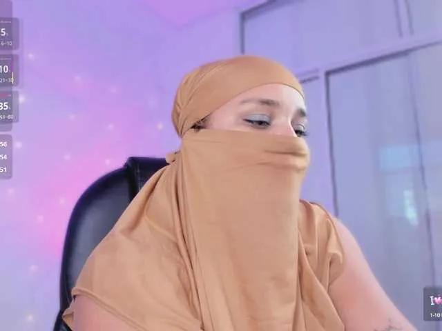 Offline amila-hagda on BongaCams