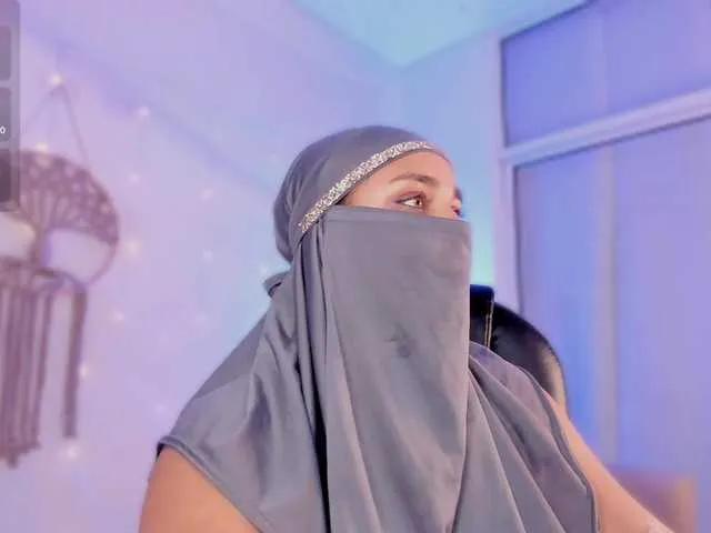 Offline amila-hagda on BongaCams