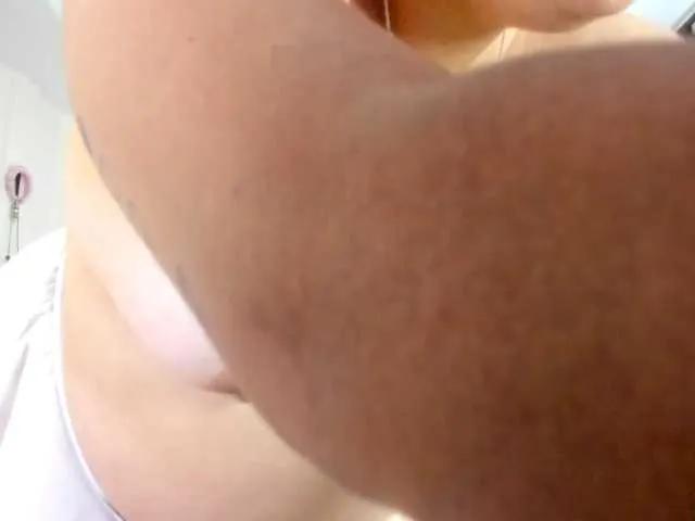 anawatson on BongaCams 