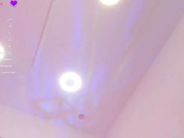 Freechat AngeRouse on BongaCams