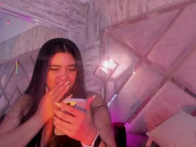 Freechat AngeRouse on BongaCams