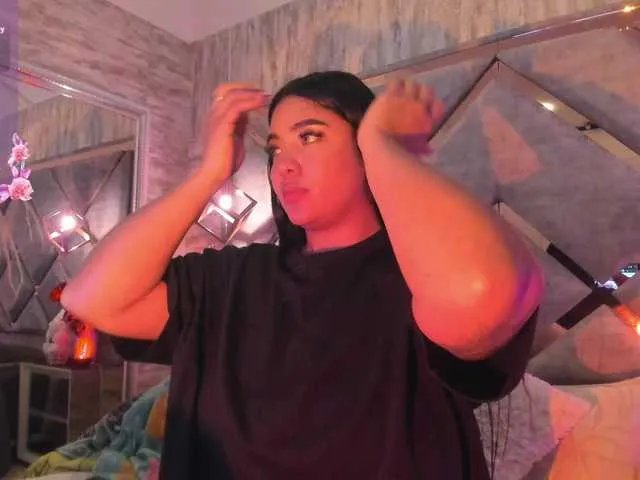 Freechat AngeRouse on BongaCams