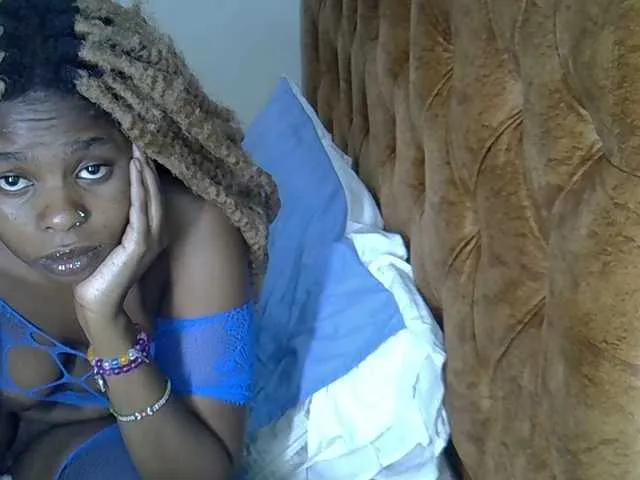 Offline annabella3 on BongaCams