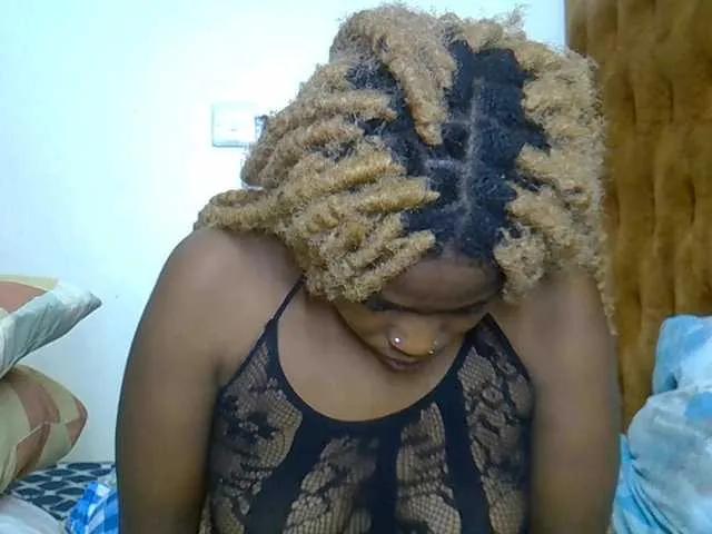 Offline annabella3 on BongaCams