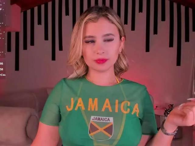 AnnaBrooks on BongaCams 