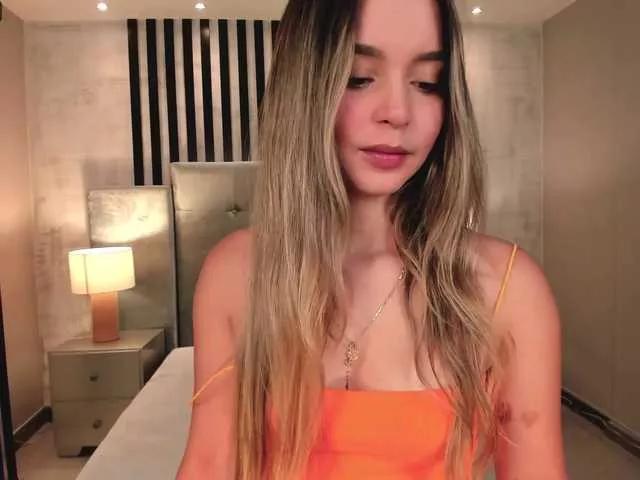 AnnieeHall on BongaCams 