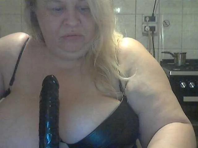 Offline AriannaMilf on BongaCams