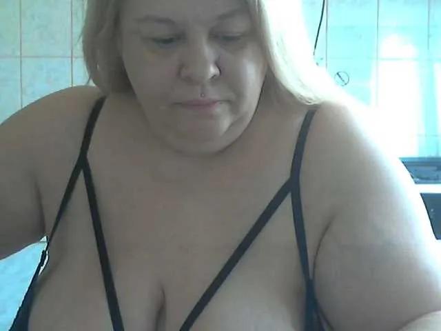 Offline AriannaMilf on BongaCams