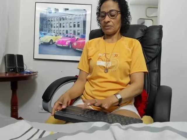 Freechat Aries-Mature on BongaCams