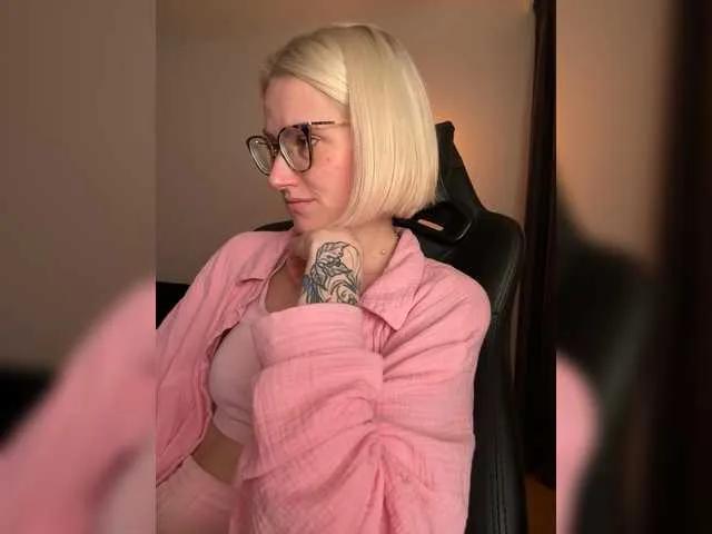 Asya-baby on BongaCams 