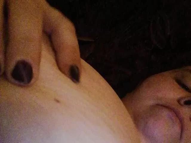 Offline AthomeTi on BongaCams