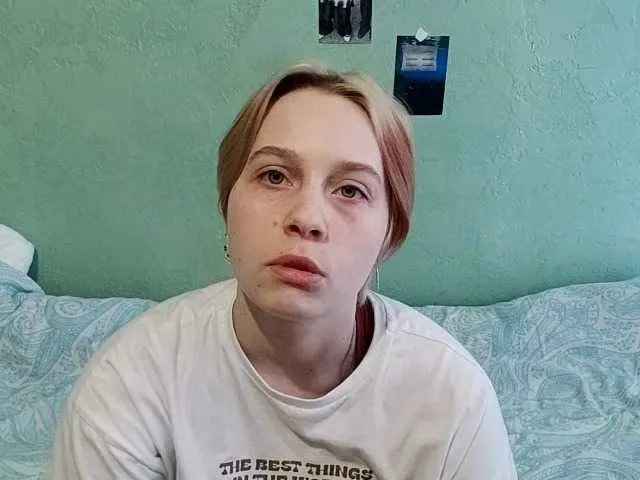 Freechat AveryFleurent on BongaCams