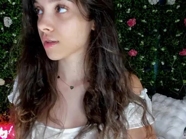 Offline BabyAylin on BongaCams