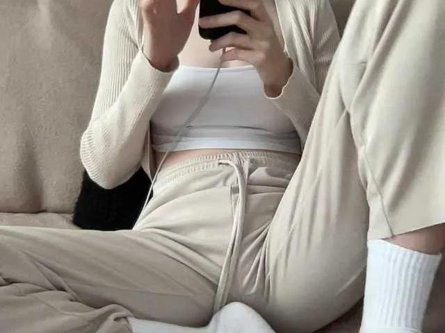 Offline BestyBoobs on BongaCams