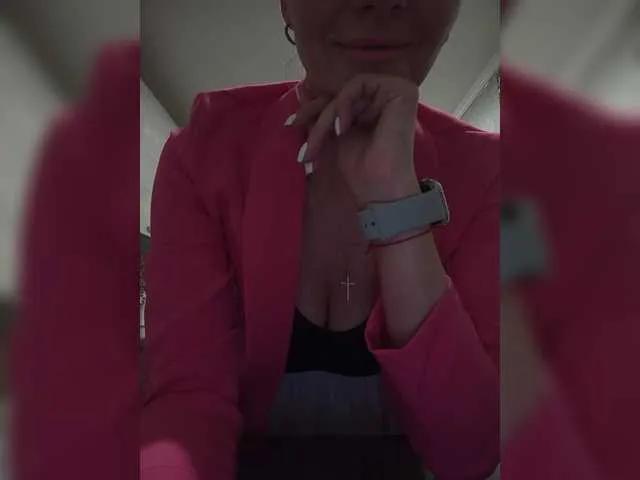 Biggirl777 on BongaCams 