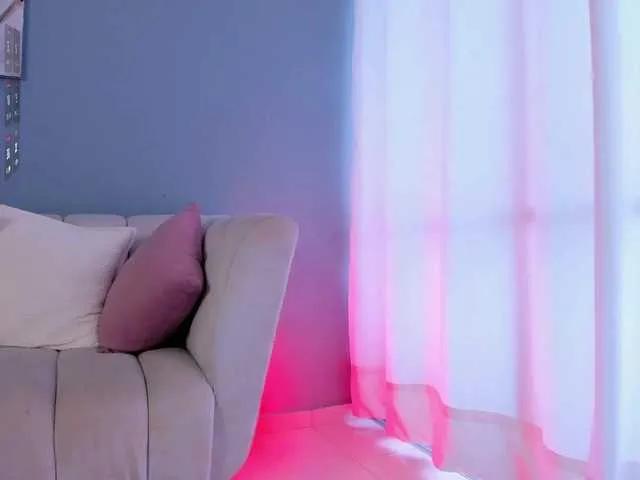 BrookeMiller on BongaCams 