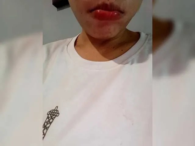 Freechat candicelovee on BongaCams