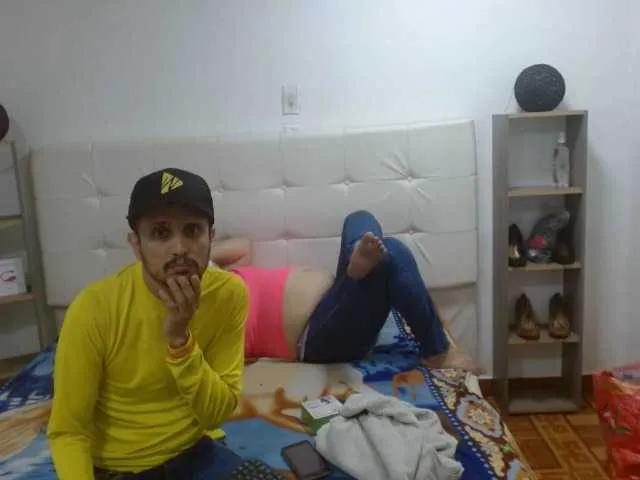 Offline CandyandJhon on BongaCams