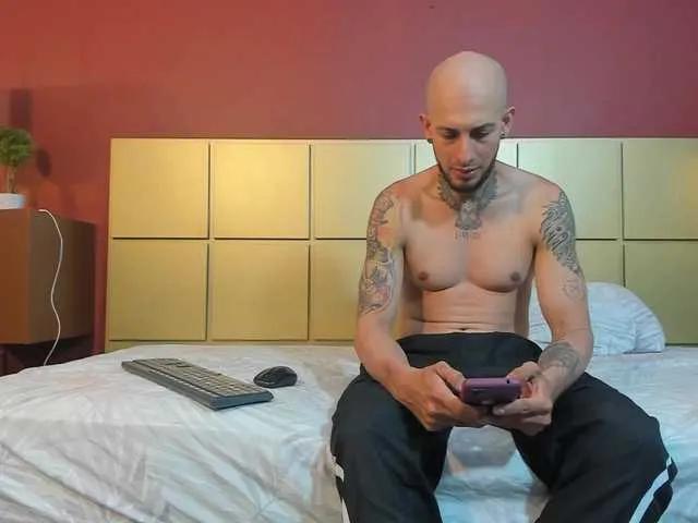 CarnalDynasty on BongaCams
