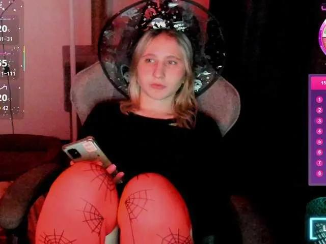 Offline Christina-5 on BongaCams