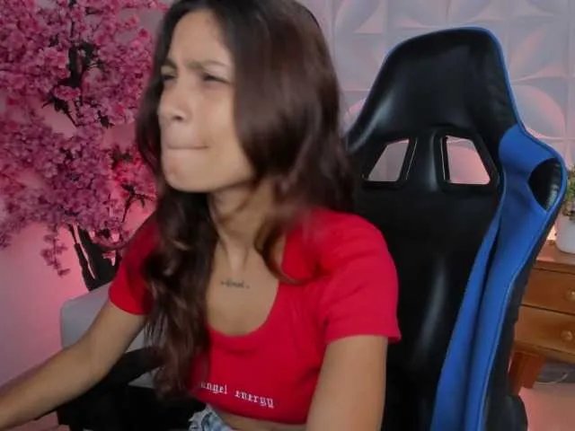 Freechat cora-22 on BongaCams