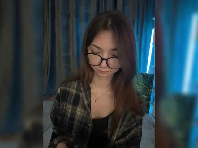 Freechat CrazyAleona on BongaCams