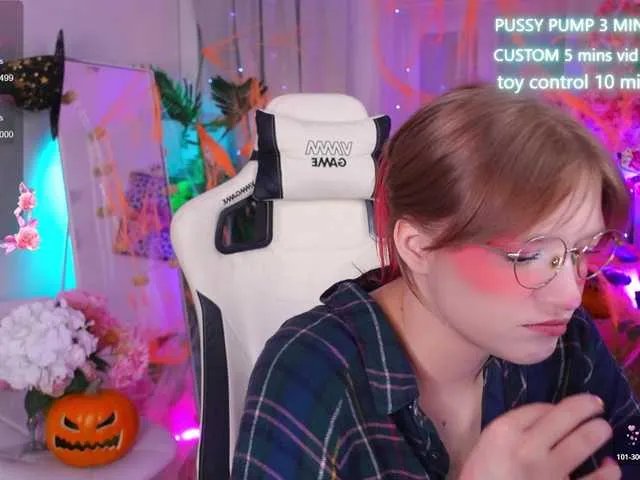 Freechat CrazyWine on BongaCams