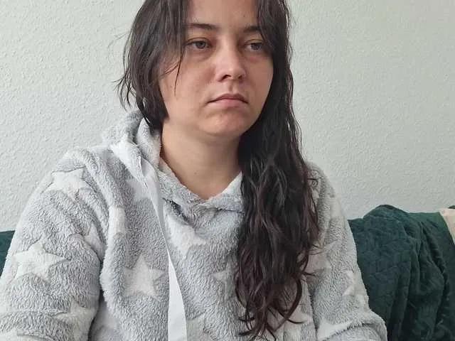 Offline CyndeeWinter on BongaCams