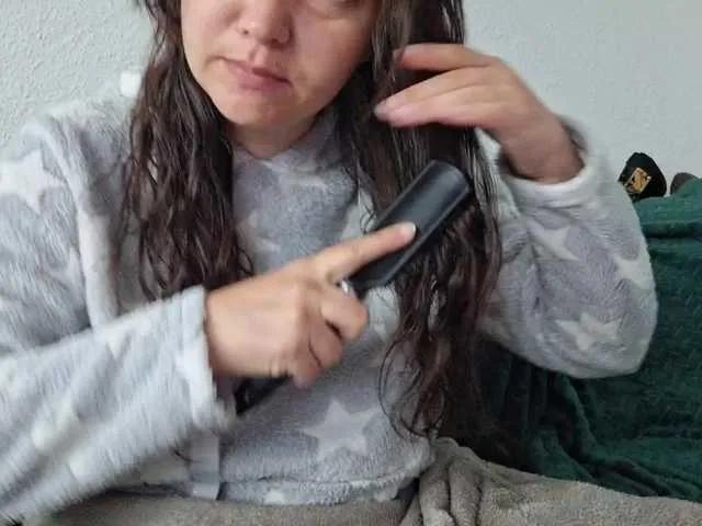 Offline CyndeeWinter on BongaCams