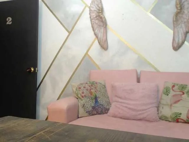 Freechat Cyrano-Roxana on BongaCams