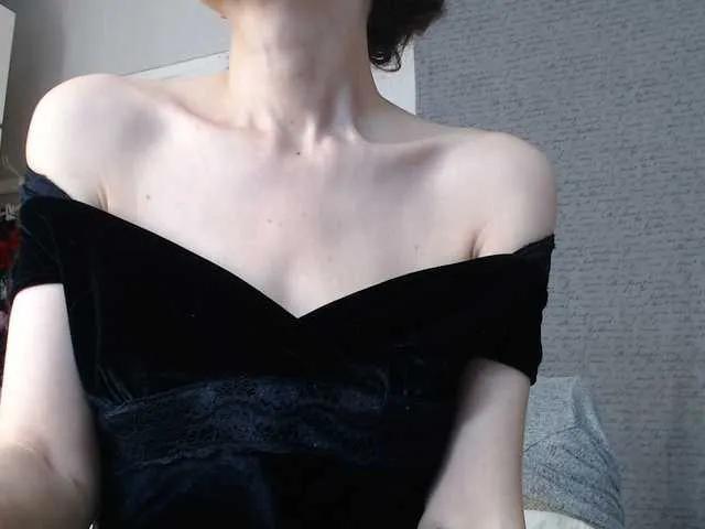 Offline deadivina on BongaCams