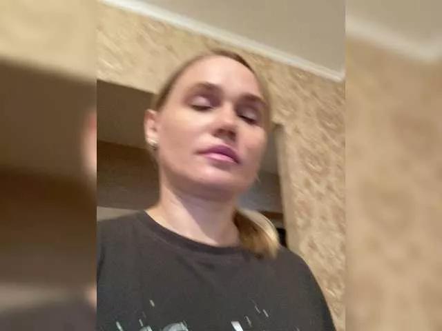 ElenCarr on BongaCams 