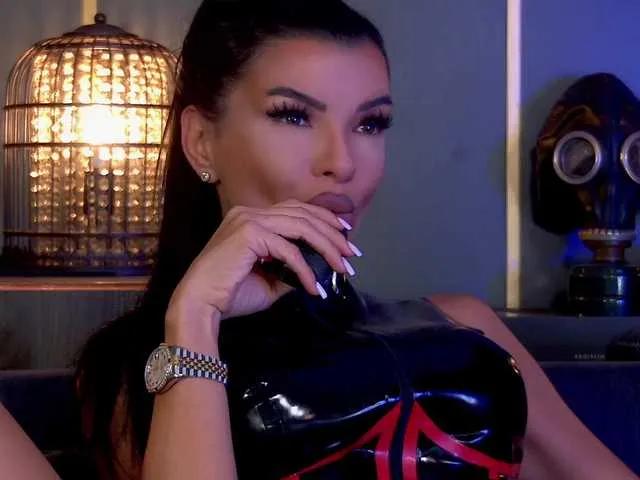 Offline EleniaDevons on BongaCams