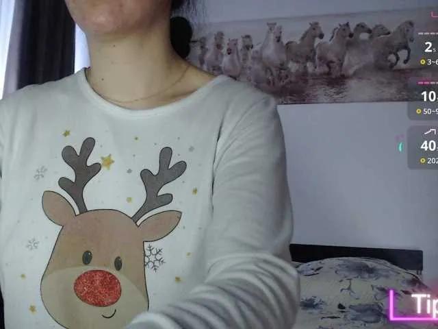 Offline Elinor21 on BongaCams