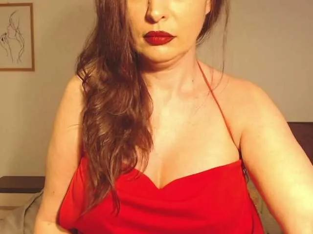 ellaine on BongaCams 