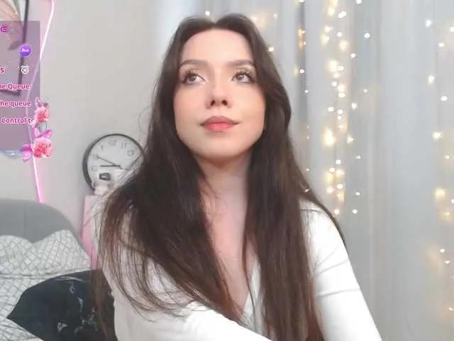 ElliLin on BongaCams 