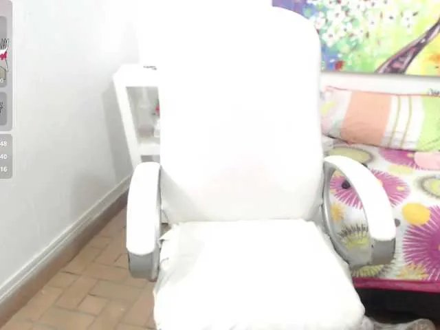 Freechat elly-willis on BongaCams