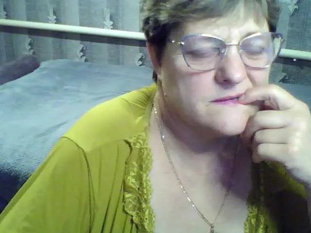 ElzaJewel on BongaCams