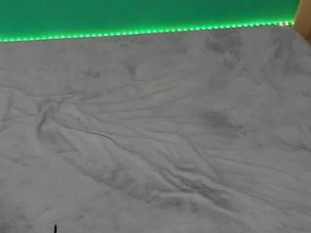 Freechat Emma-Donovani on BongaCams