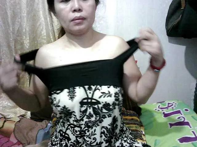 erica-4u on BongaCams