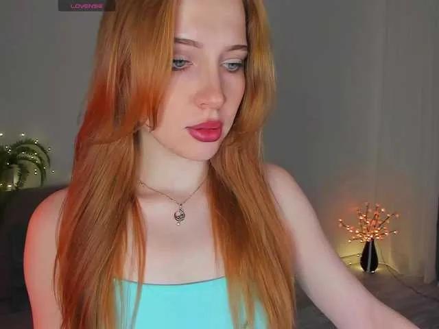 evie-sapphire on BongaCams 