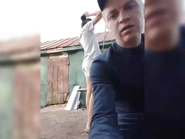 Offline Family22a on BongaCams