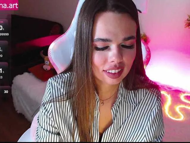 Freechat GiaVibey on BongaCams