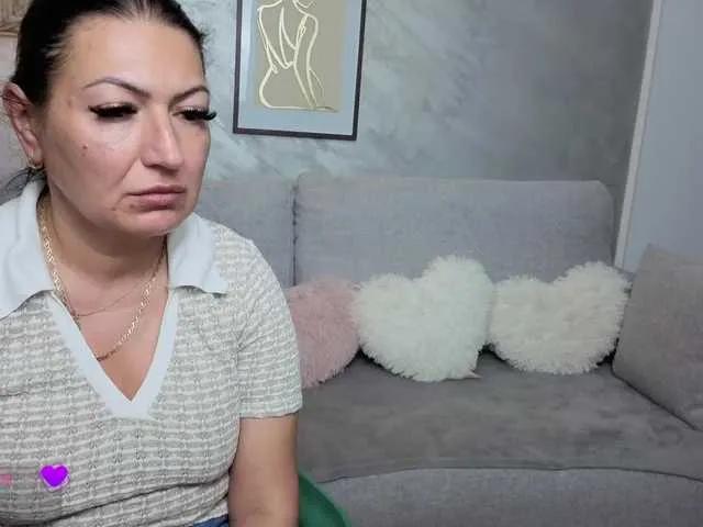 Offline goddessallyse on BongaCams