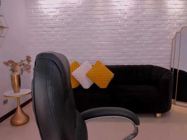 HannaConnor on BongaCams 